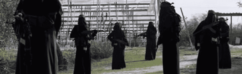 Female Pakistani Taliban suicide bomber hits hospital