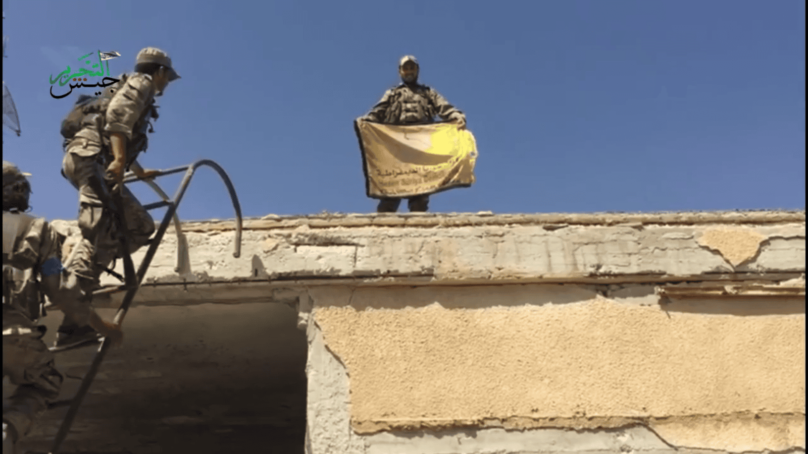 Two US-backed groups clash in northern Syria