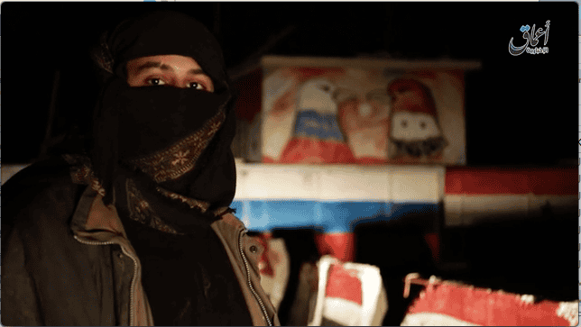 Jihadis celebrate capture of Russian base in Palmyra, Syria