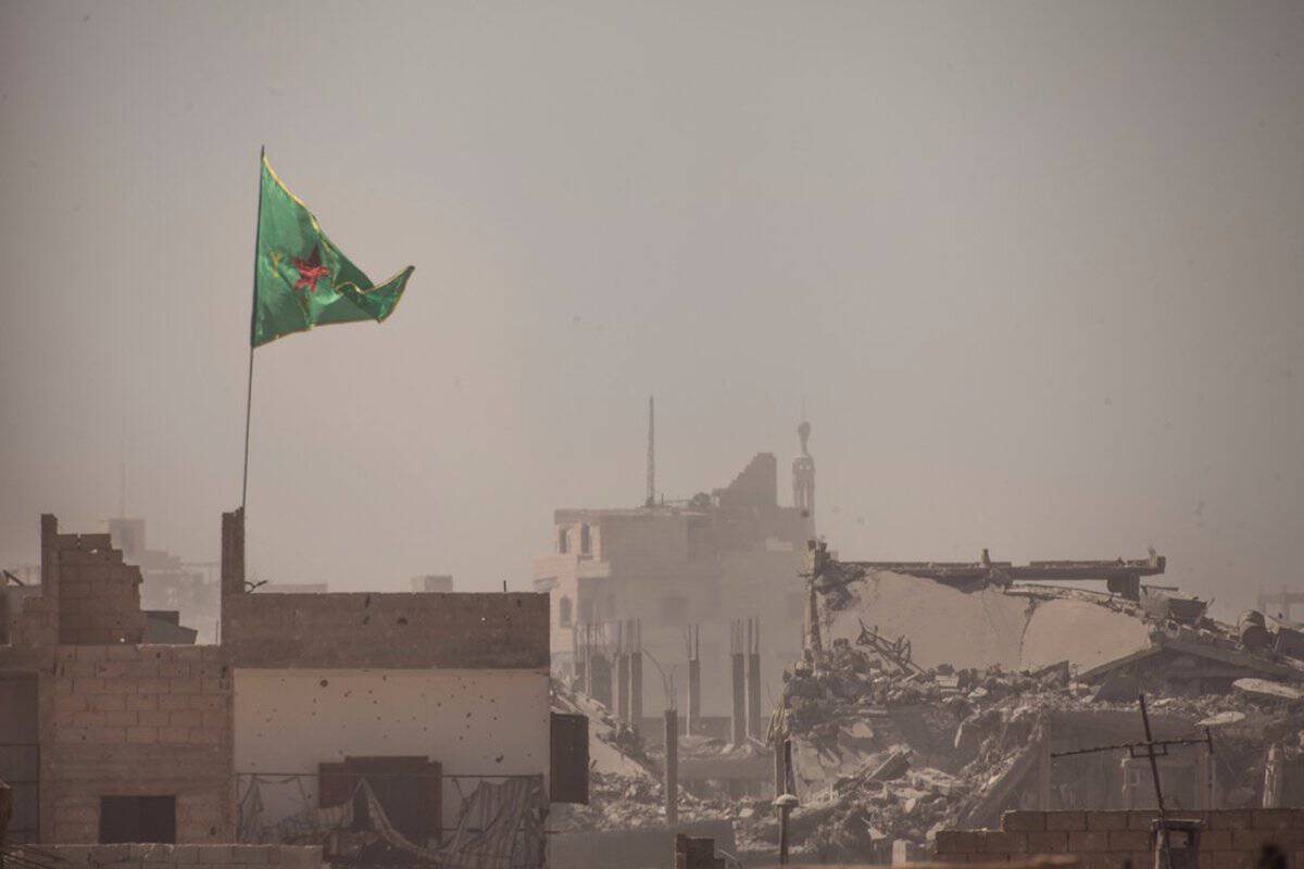 Islamic State loses more ground in Raqqa, Deir Ezzor