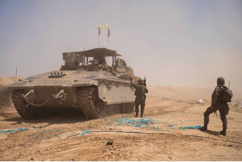 Hezbollah fires rocket barrages at northern Israel