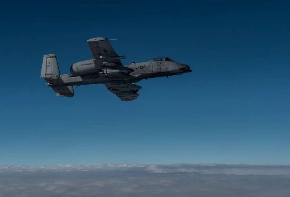 US military strikes Islamic State camps and personnel in central Syria