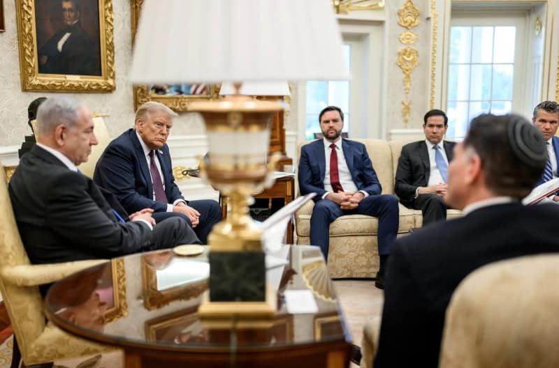 US, Israel await Hamas answer after peace deal push