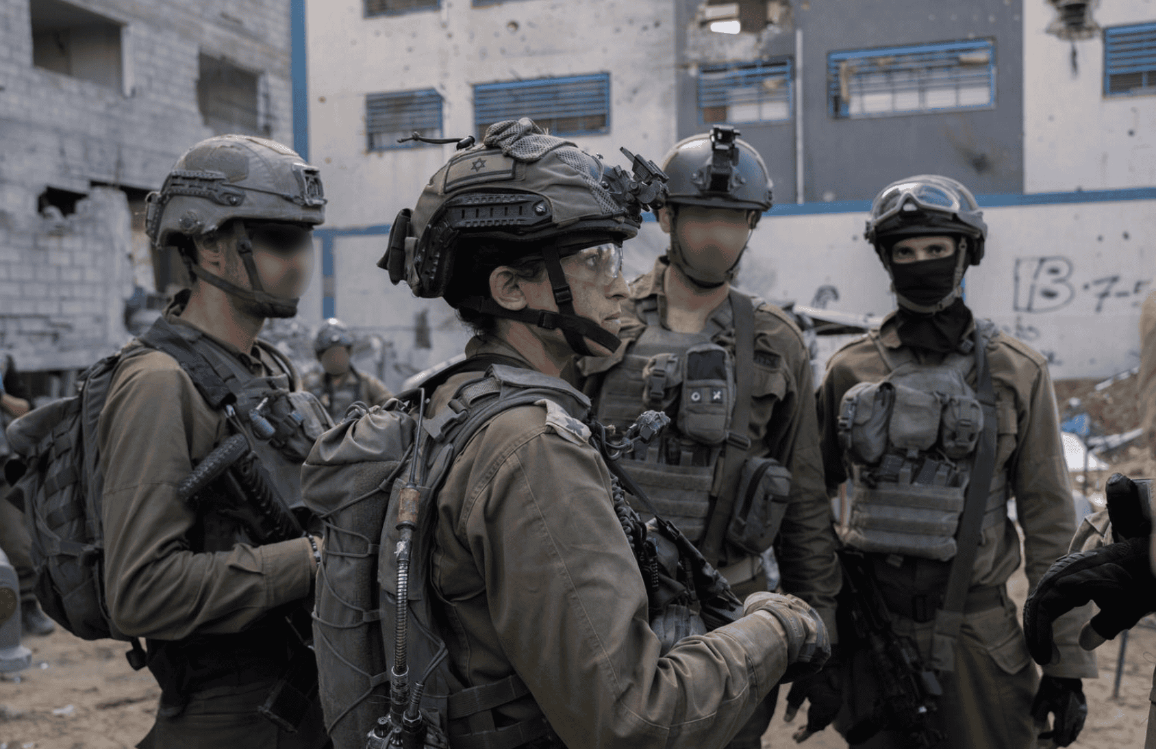 Israel faces winter storm, Houthi threats