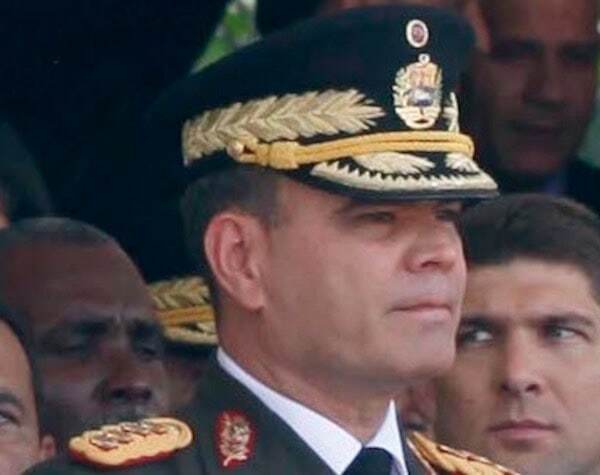 Interim Venezuelan president ousts defense chief as Washington makes limited progress in Caracas